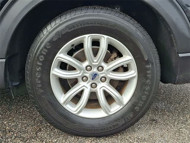 Thumbnail: 2020 Ford Explorer - 36