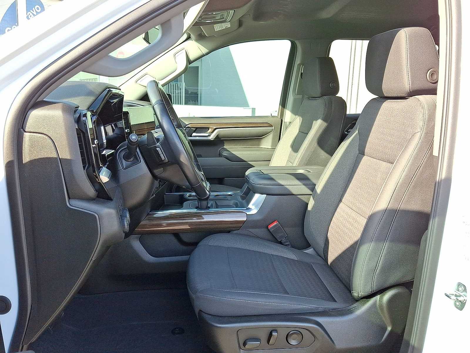 Thumbnail: 2022 Chevrolet Silverado 1500 - 24