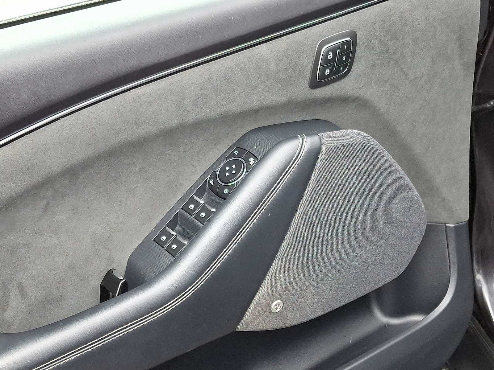 Thumbnail: 2022 Ford Mustang Mach-E - 25