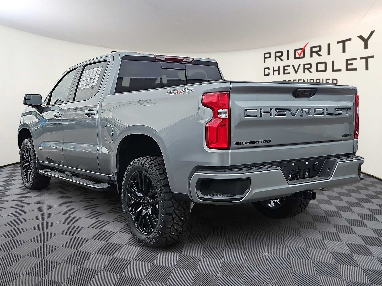 Thumbnail: 2025 Chevrolet Silverado 1500 - 5