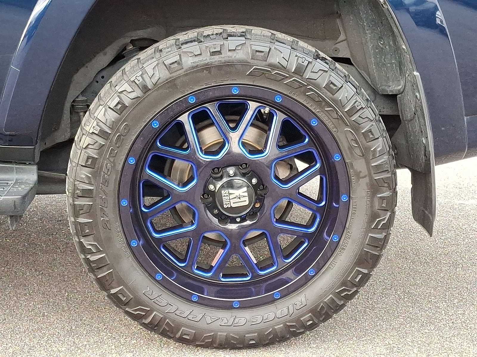 Thumbnail: 2019 Toyota 4Runner - 37