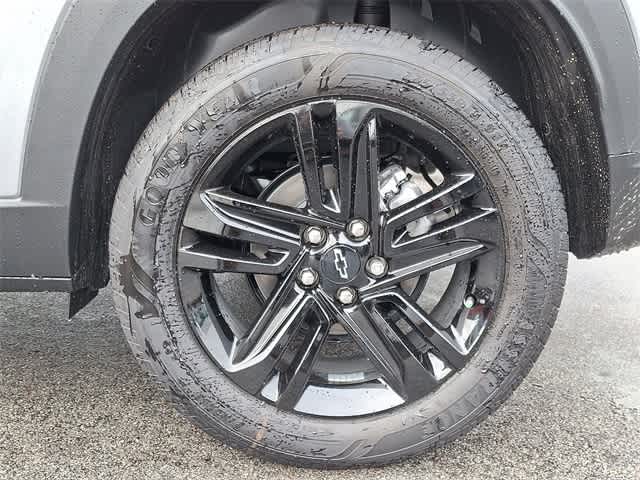 Thumbnail: 2026 Chevrolet Trax - 7