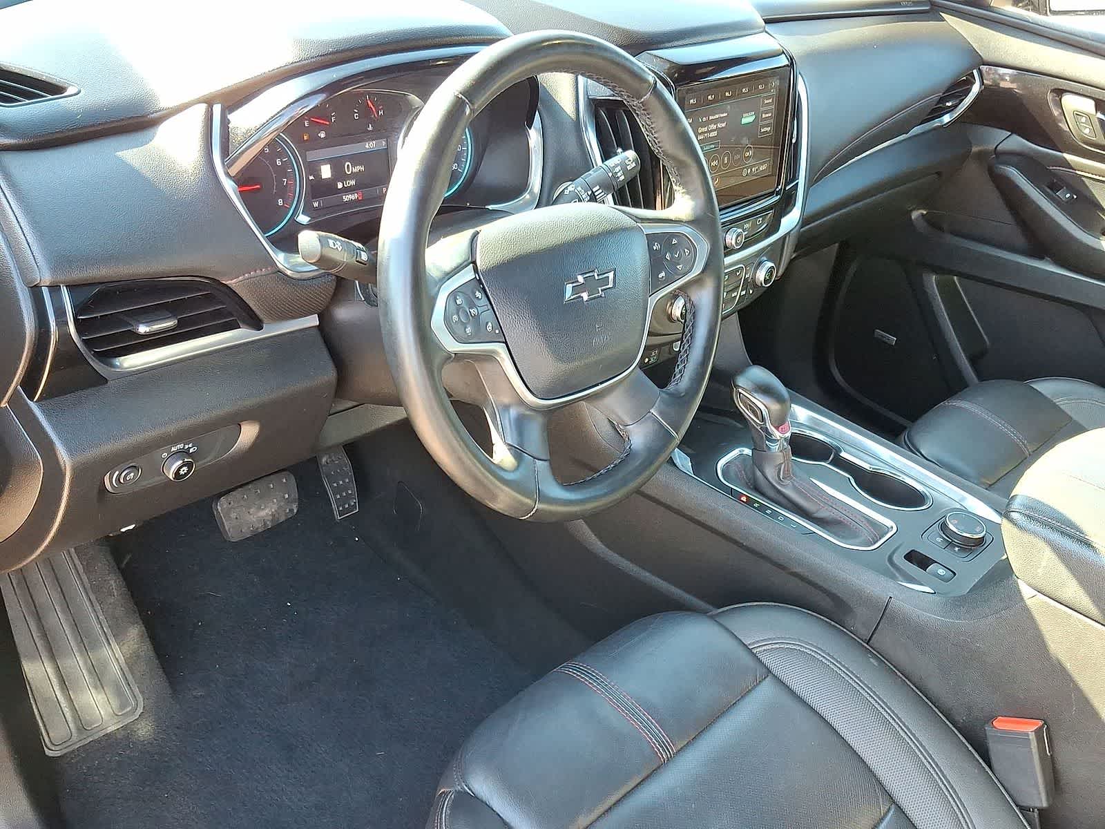 Thumbnail: 2023 Chevrolet Traverse - 16