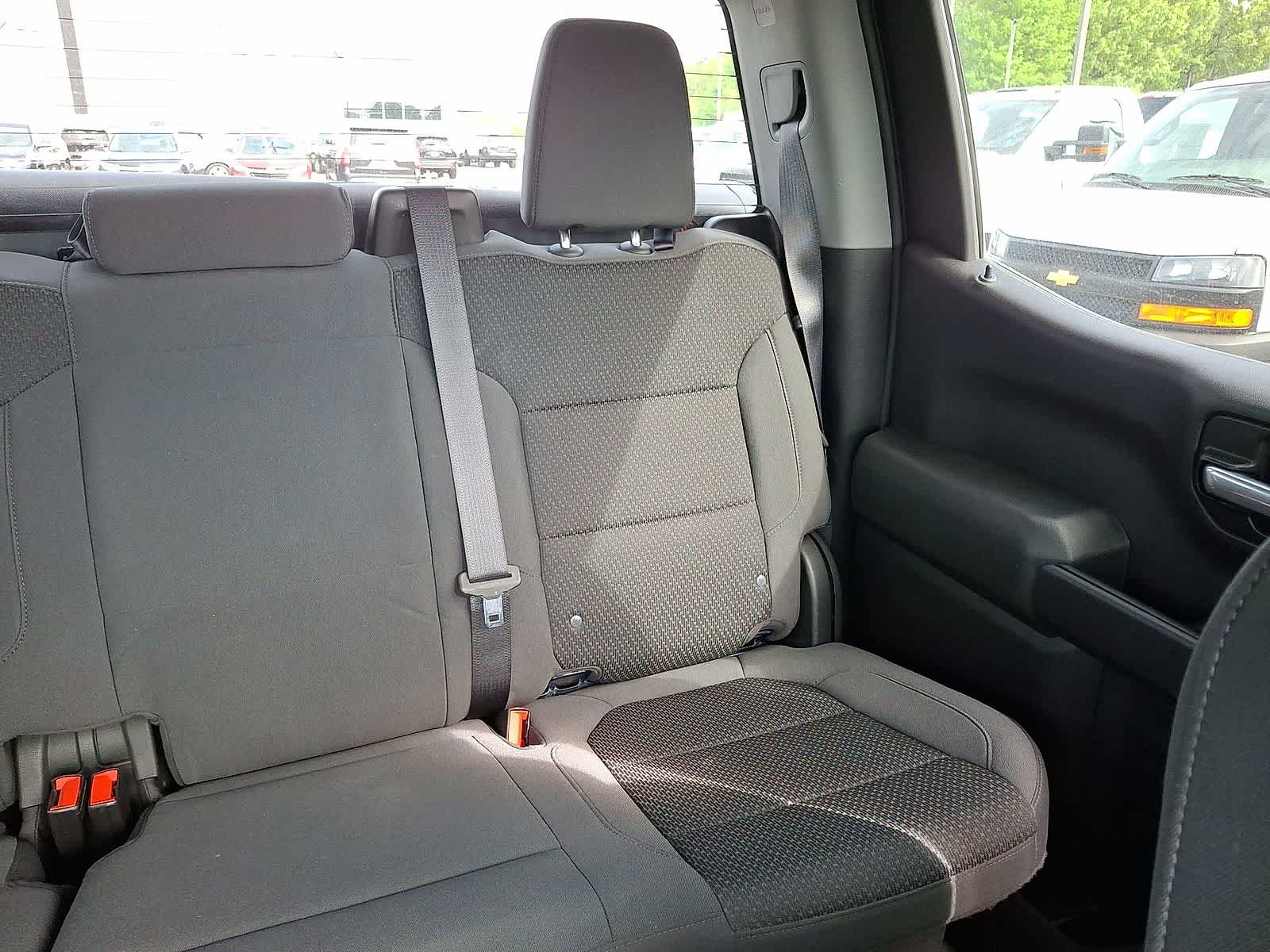 Thumbnail: 2021 Chevrolet Silverado 1500 - 15