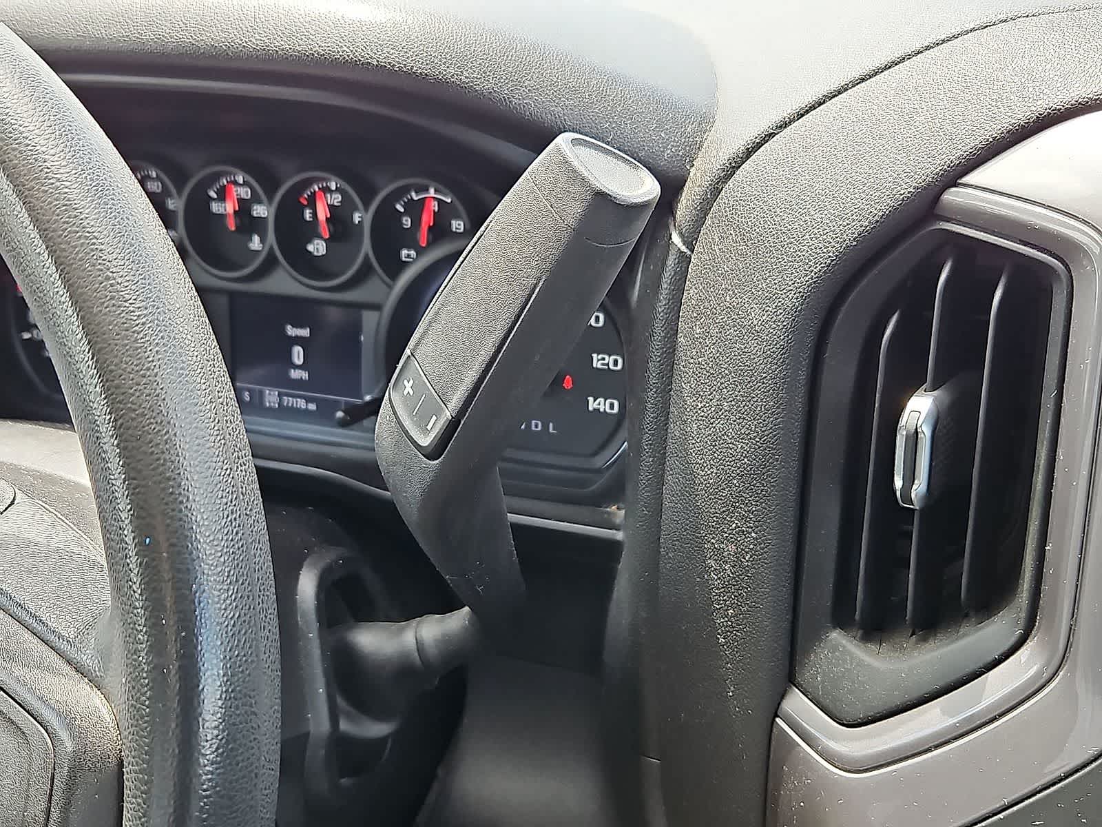 Thumbnail: 2021 Chevrolet Silverado 1500 - 21
