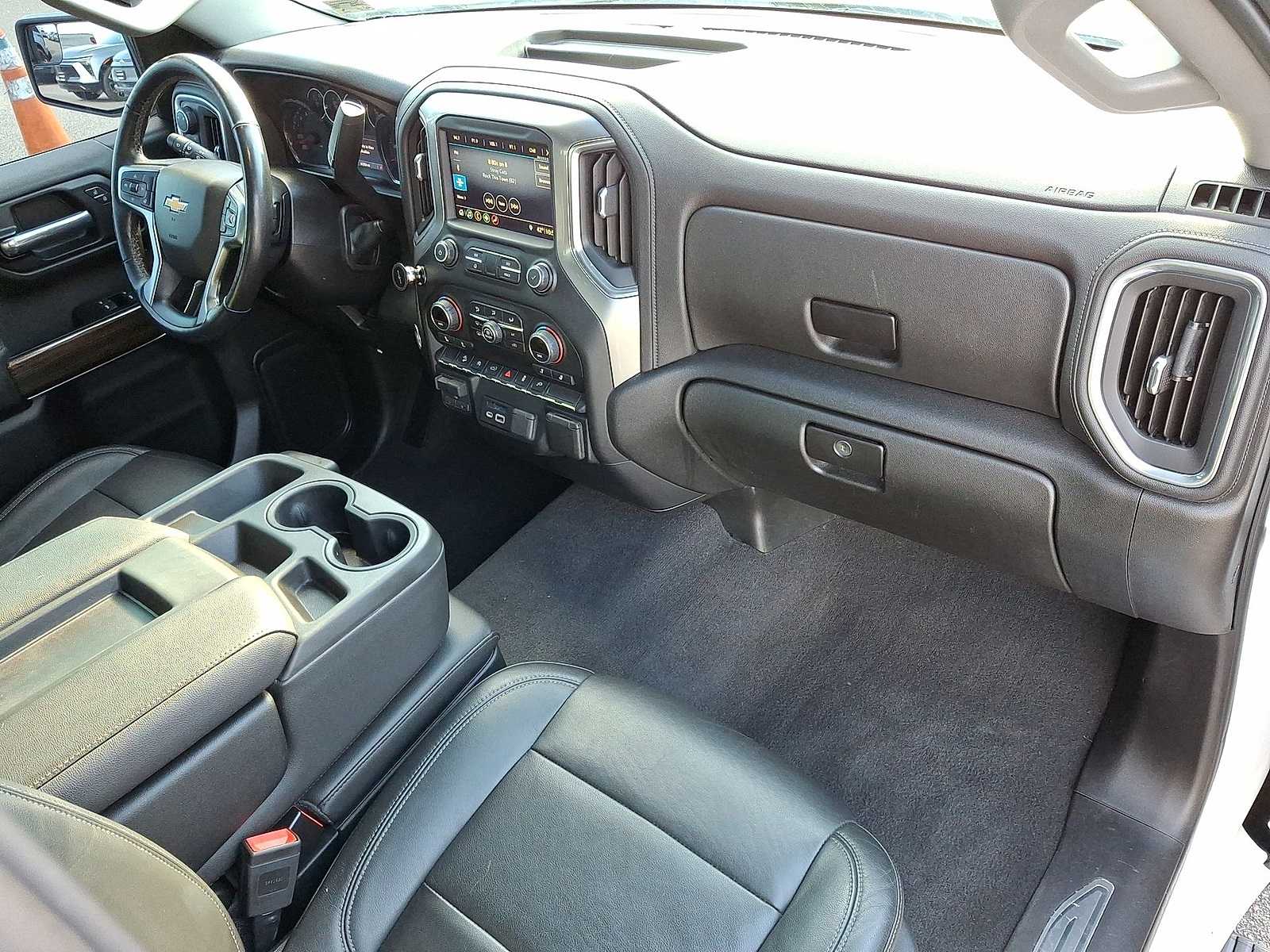 Thumbnail: 2019 Chevrolet Silverado 1500 - 33