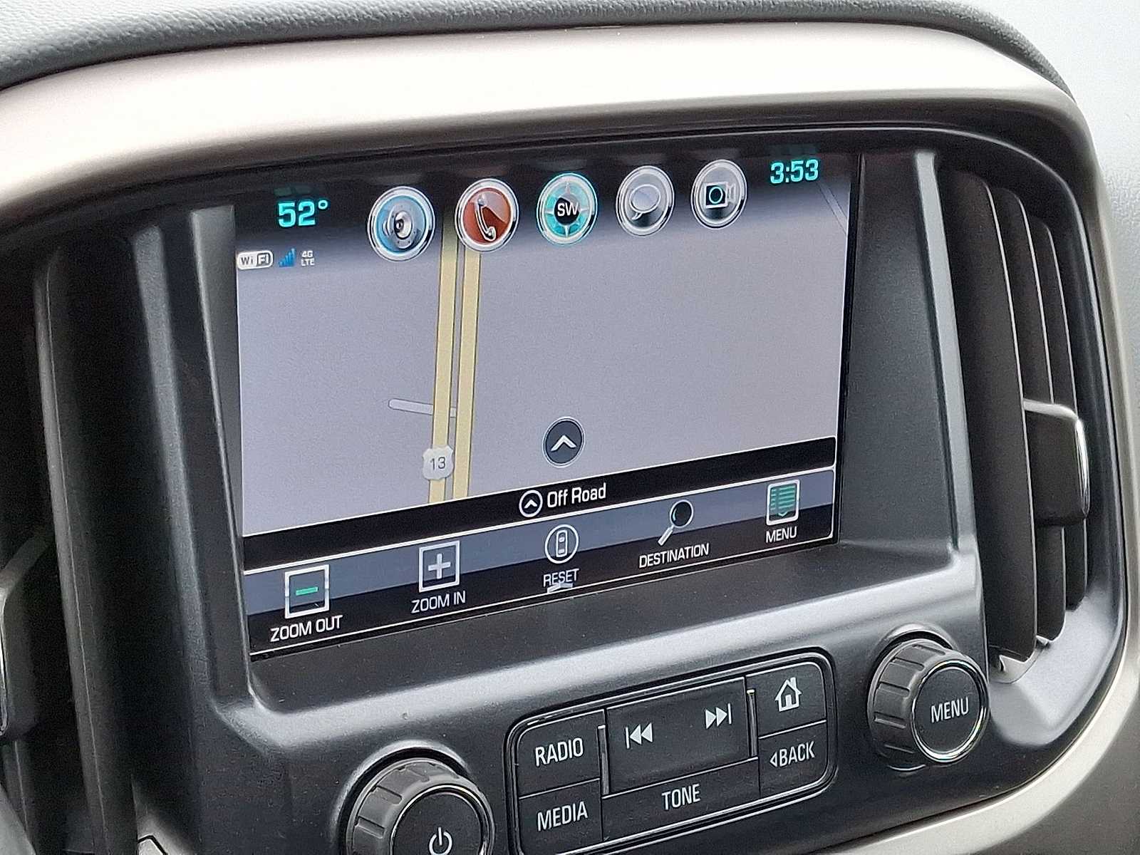 Thumbnail: 2018 Chevrolet Colorado - 20