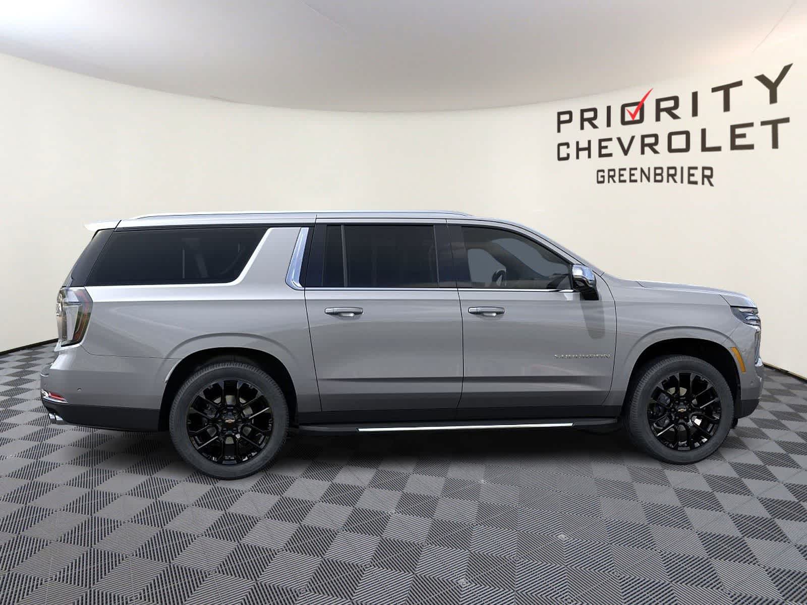 Thumbnail: 2026 Chevrolet Suburban - 5