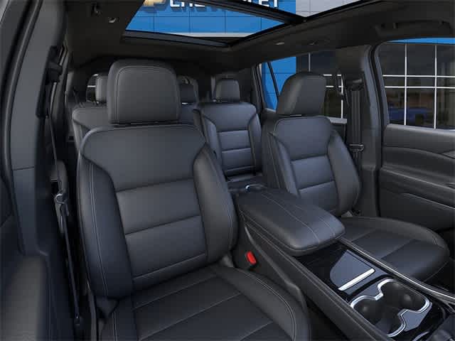 Thumbnail: 2026 Chevrolet Traverse - 16