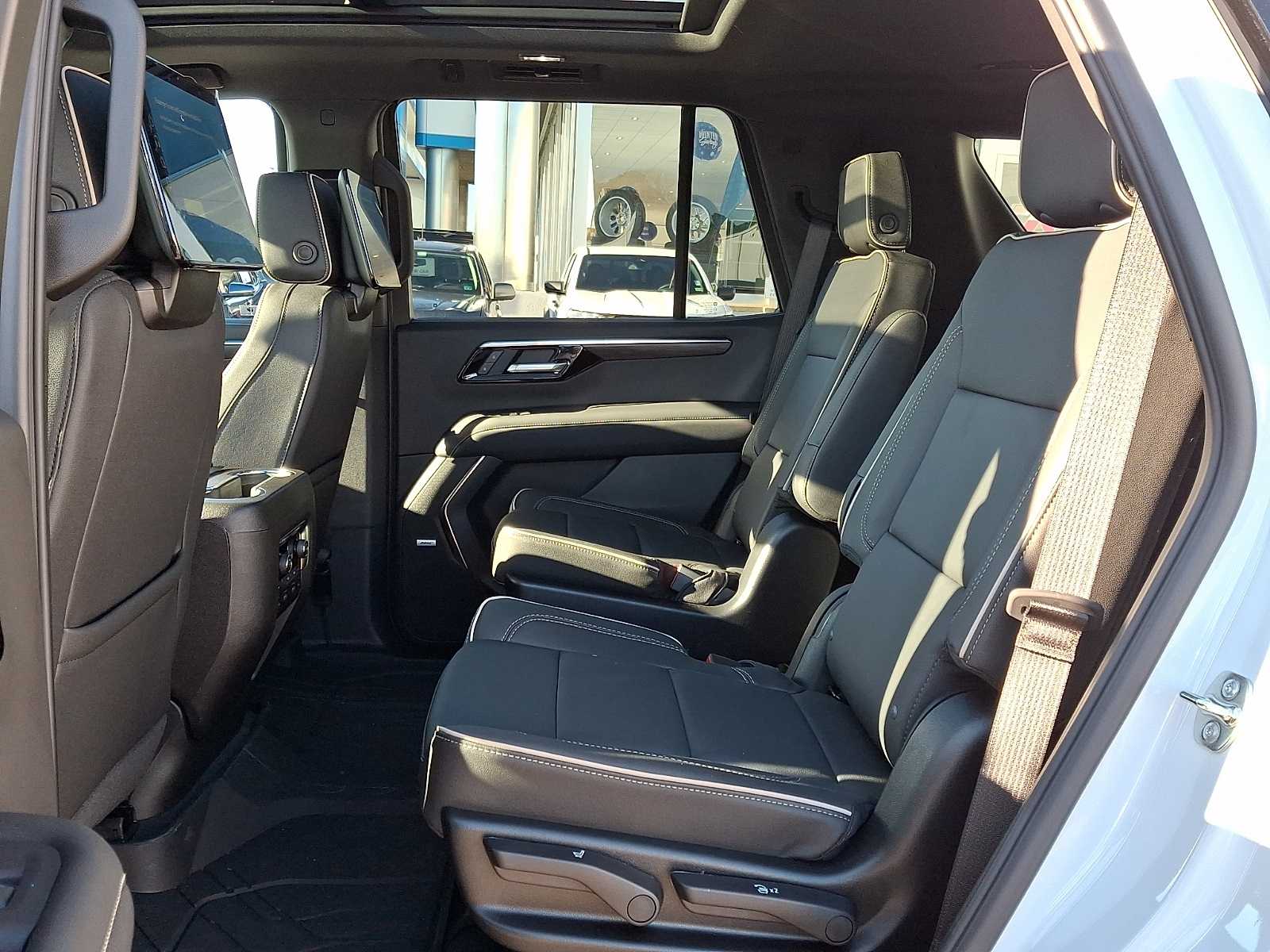 Thumbnail: 2026 Chevrolet Tahoe - 8