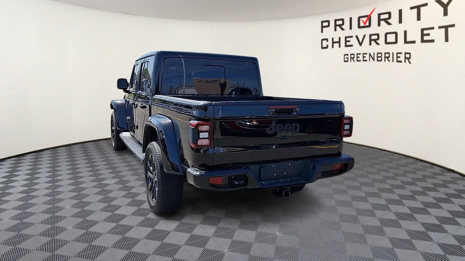 Thumbnail: 2023 Jeep Gladiator - 7