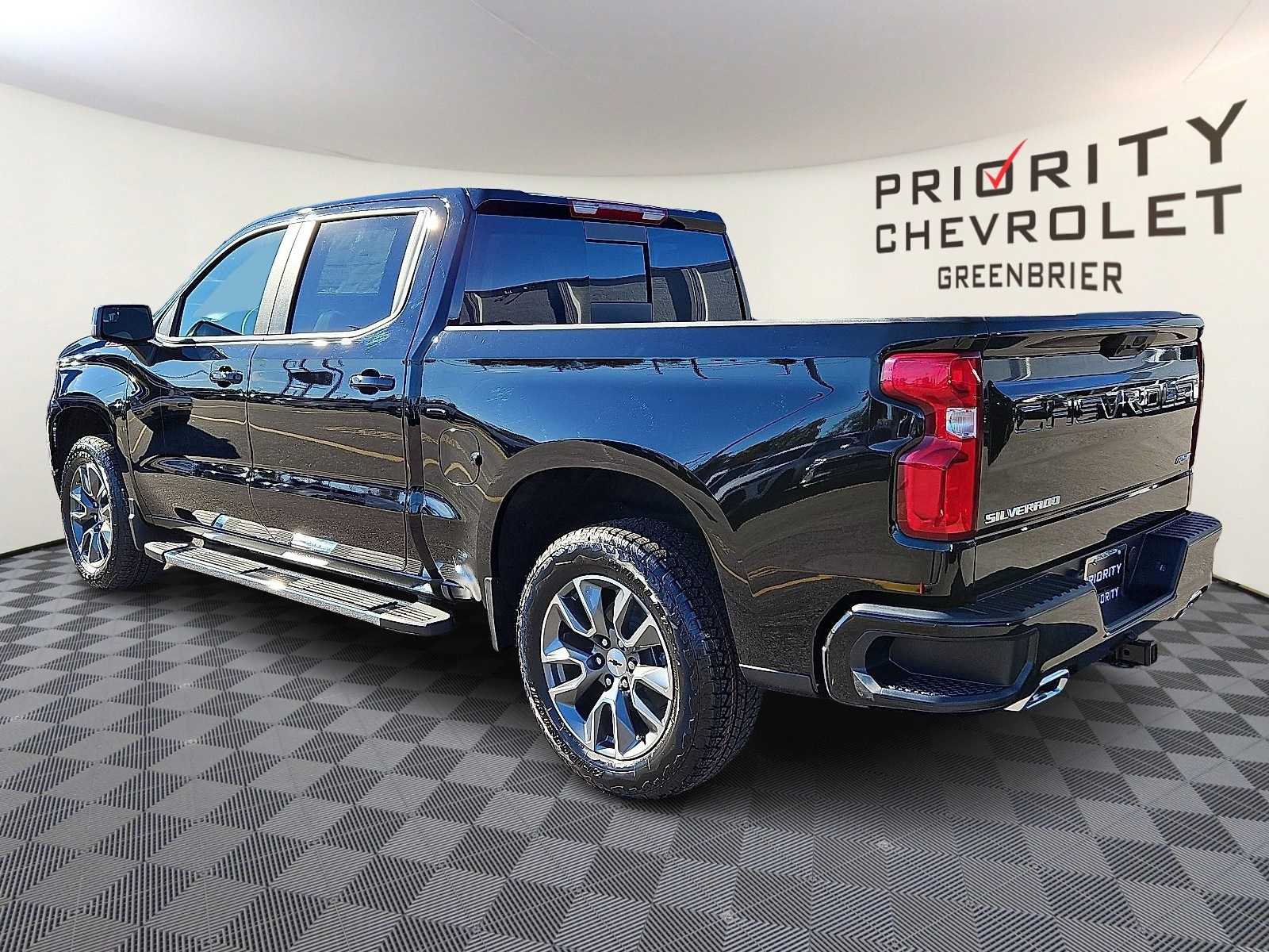 Thumbnail: 2026 Chevrolet Silverado 1500 - 6