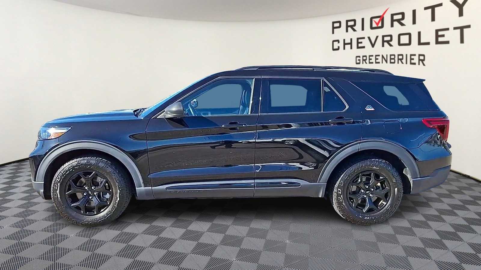 Thumbnail: 2022 Ford Explorer - 5