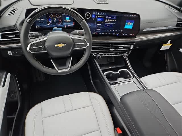 Thumbnail: 2026 Chevrolet Traverse - 10