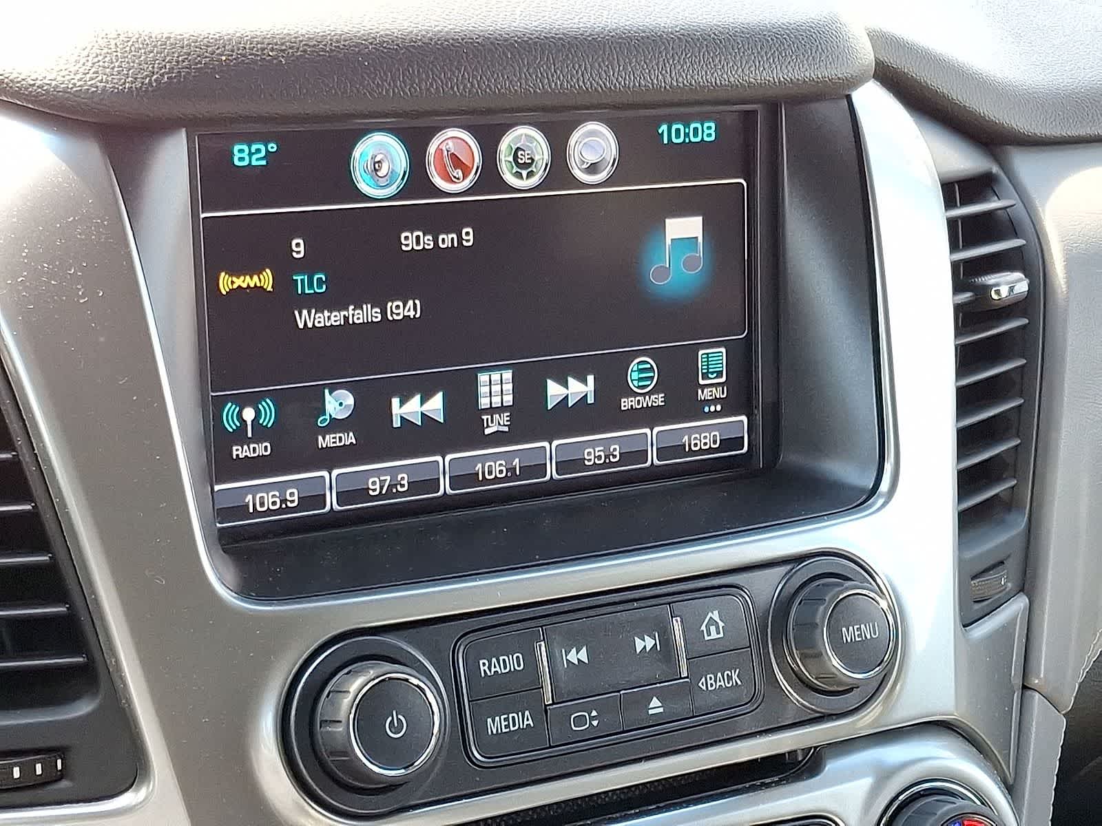 Thumbnail: 2016 Chevrolet Tahoe - 19