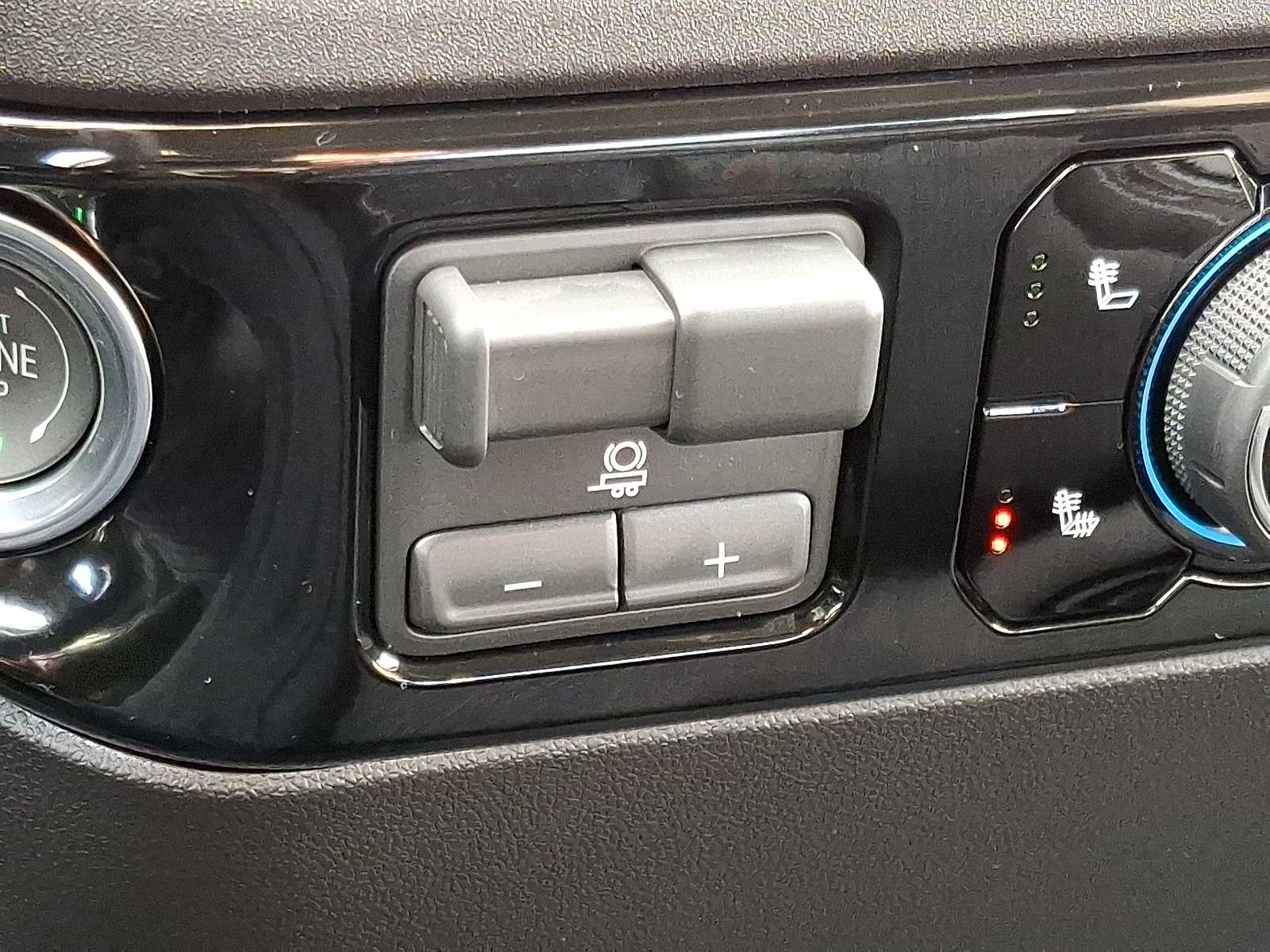 Thumbnail: 2026 Chevrolet Silverado 2500 - 17