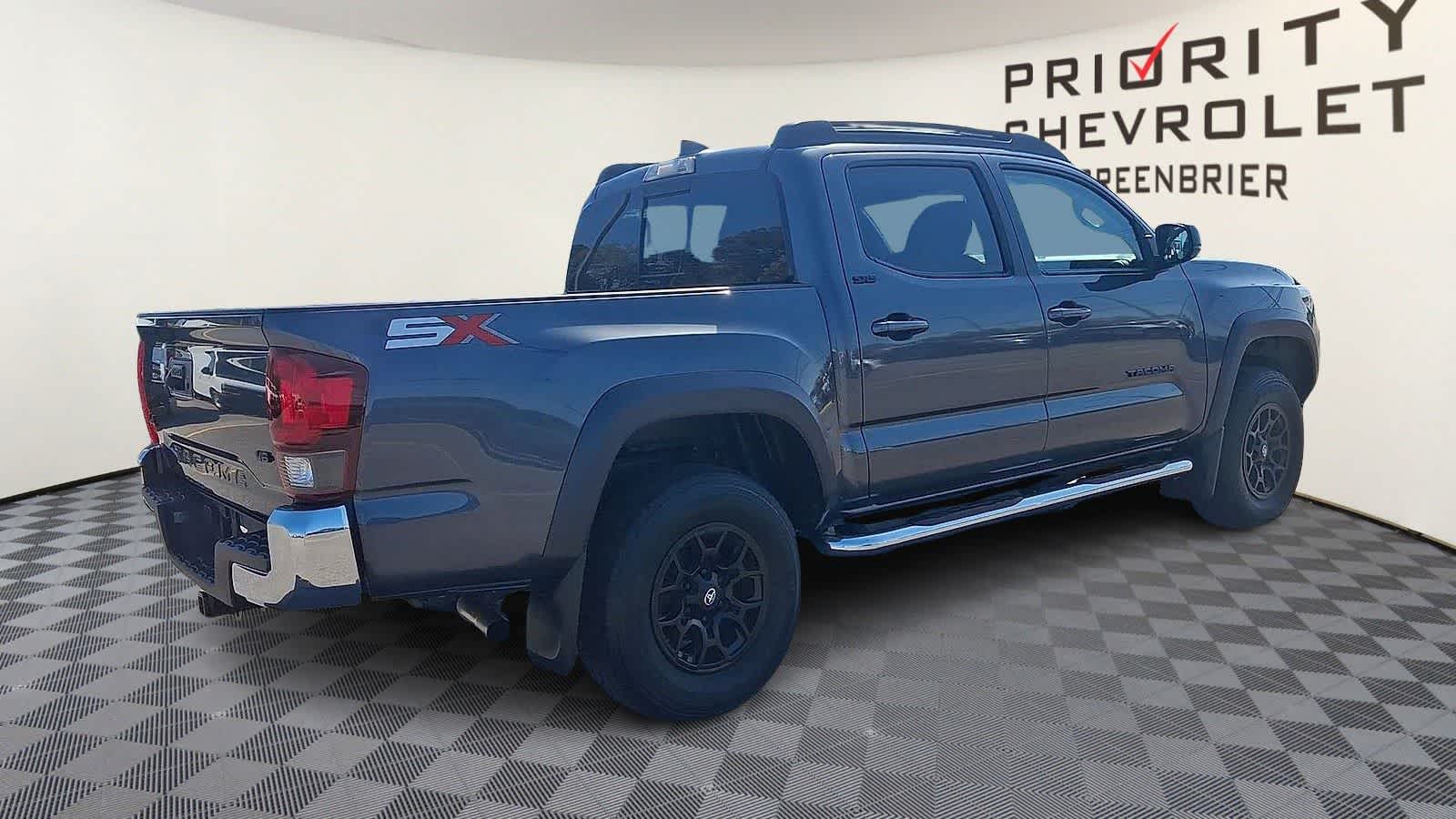 Thumbnail: 2023 Toyota Tacoma - 8