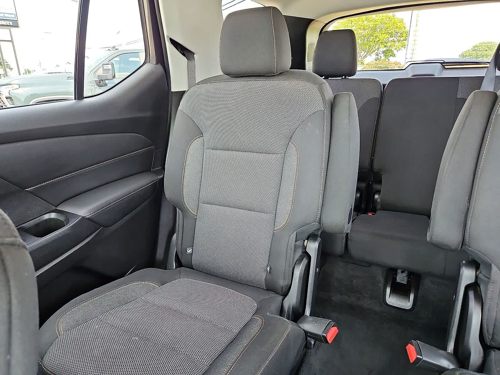 Thumbnail: 2019 Chevrolet Traverse - 13