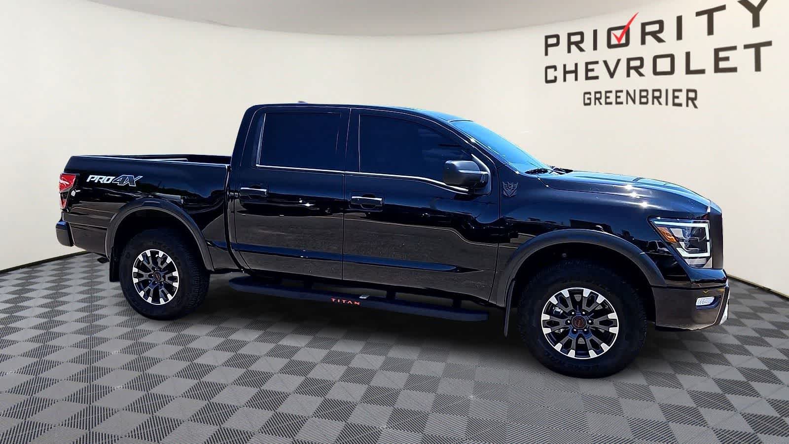 Thumbnail: 2024 Nissan Titan - 2