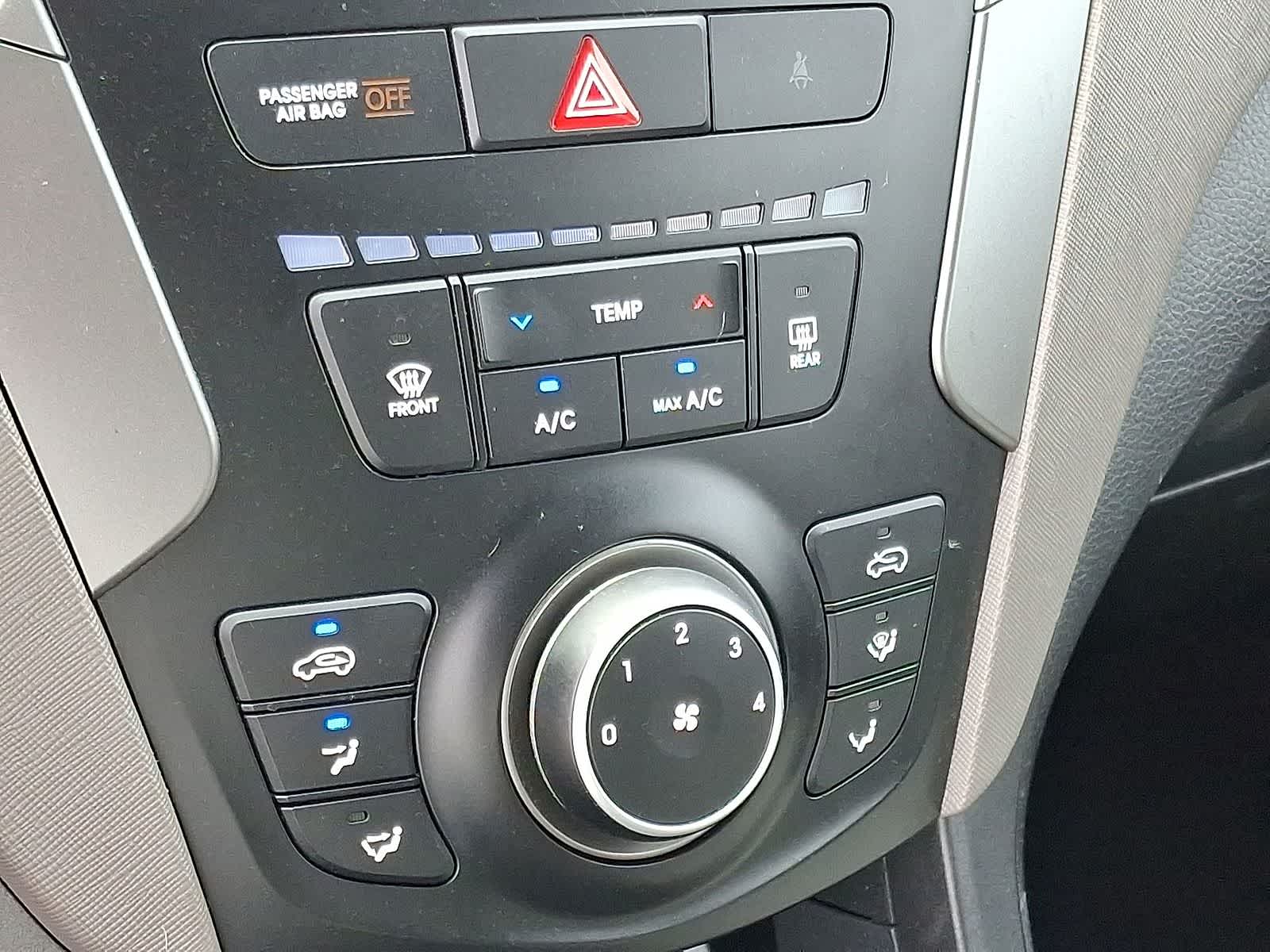 Thumbnail: 2018 Hyundai Santa Fe - 22