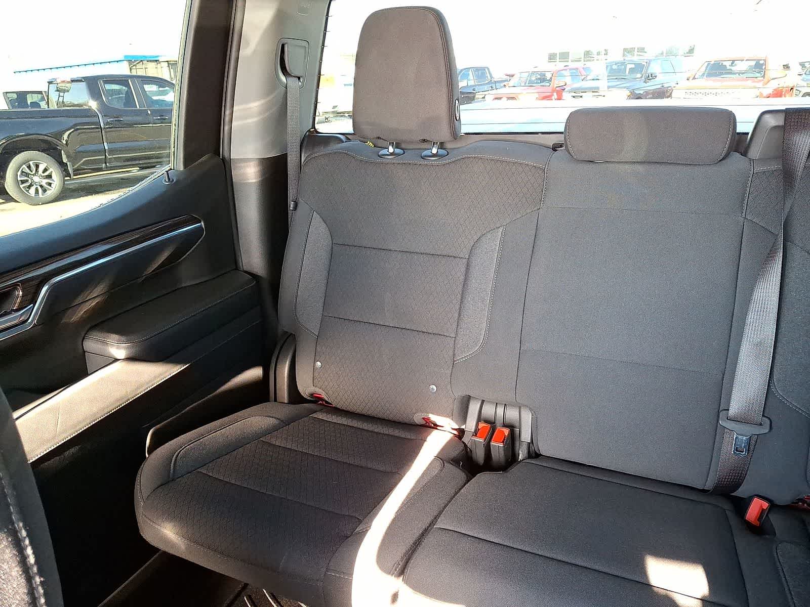 Thumbnail: 2023 Chevrolet Silverado 1500 - 13