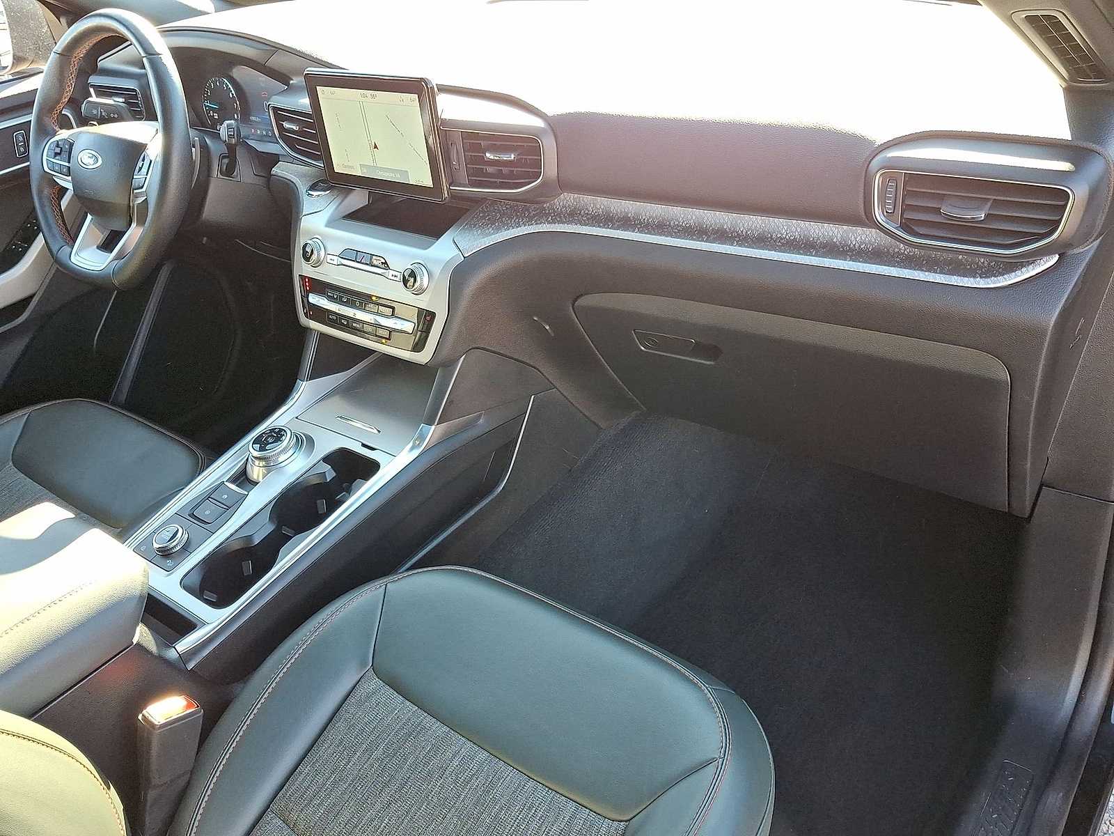 Thumbnail: 2022 Ford Explorer - 35