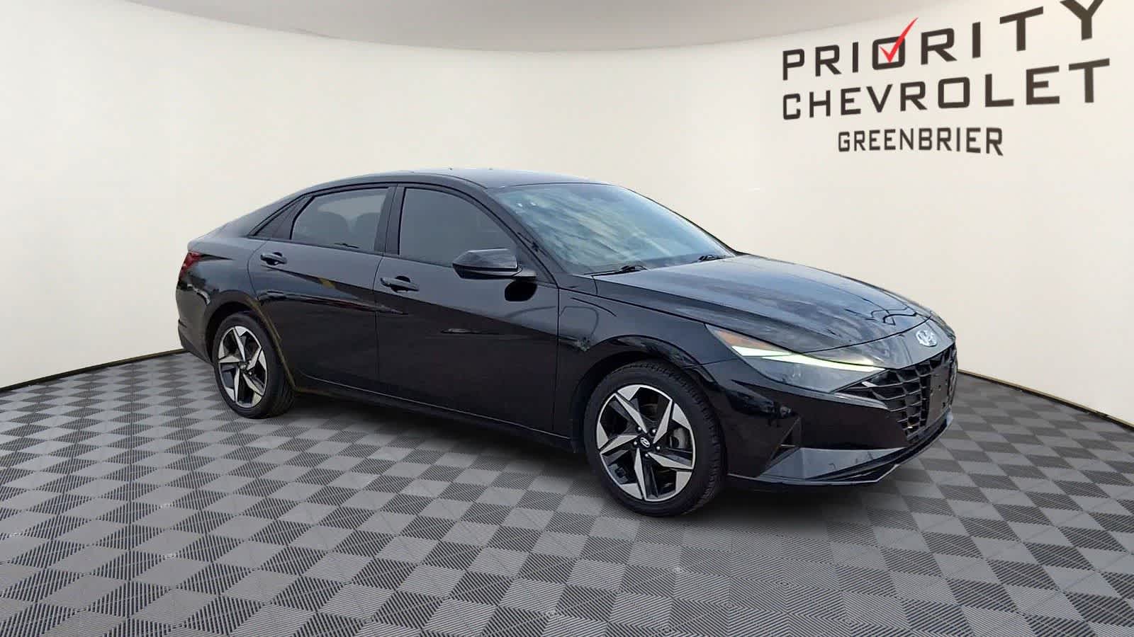 Thumbnail: 2023 Hyundai Elantra - 2