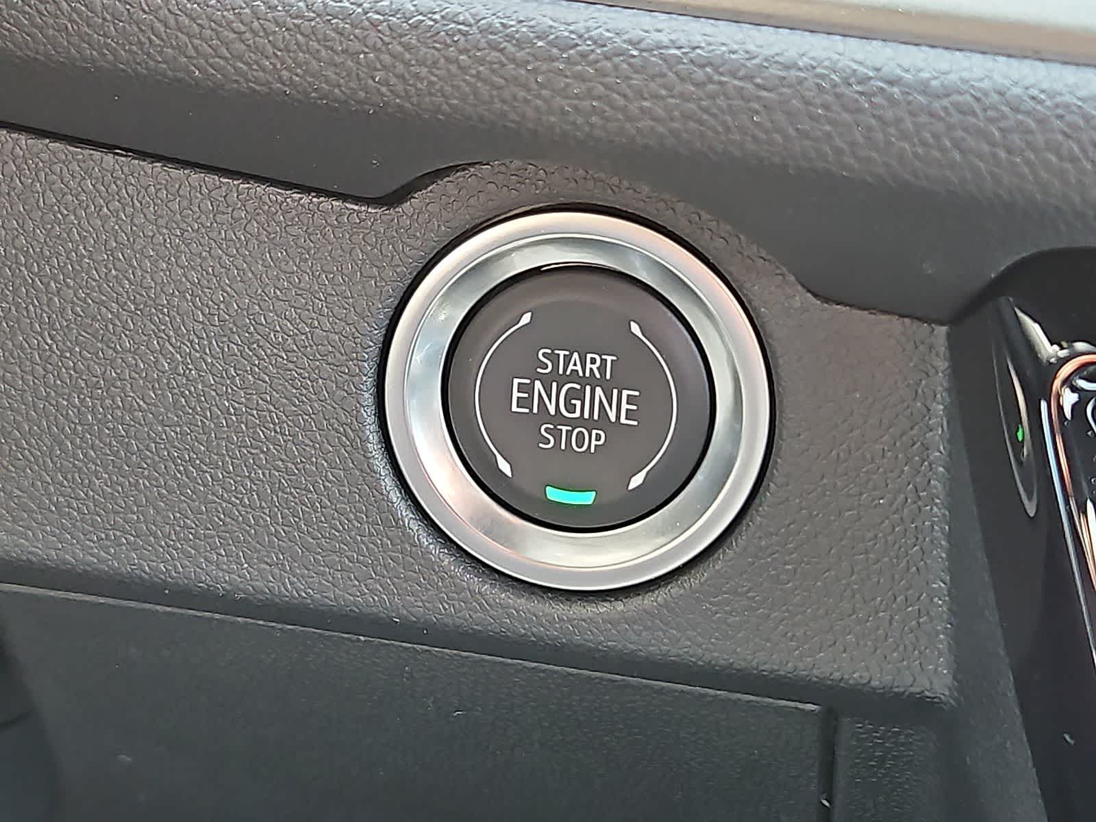 Thumbnail: 2025 Chevrolet Traverse - 15