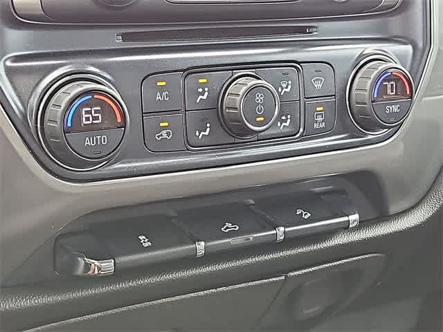 2017 Chevrolet Silverado 1500 LT 23
