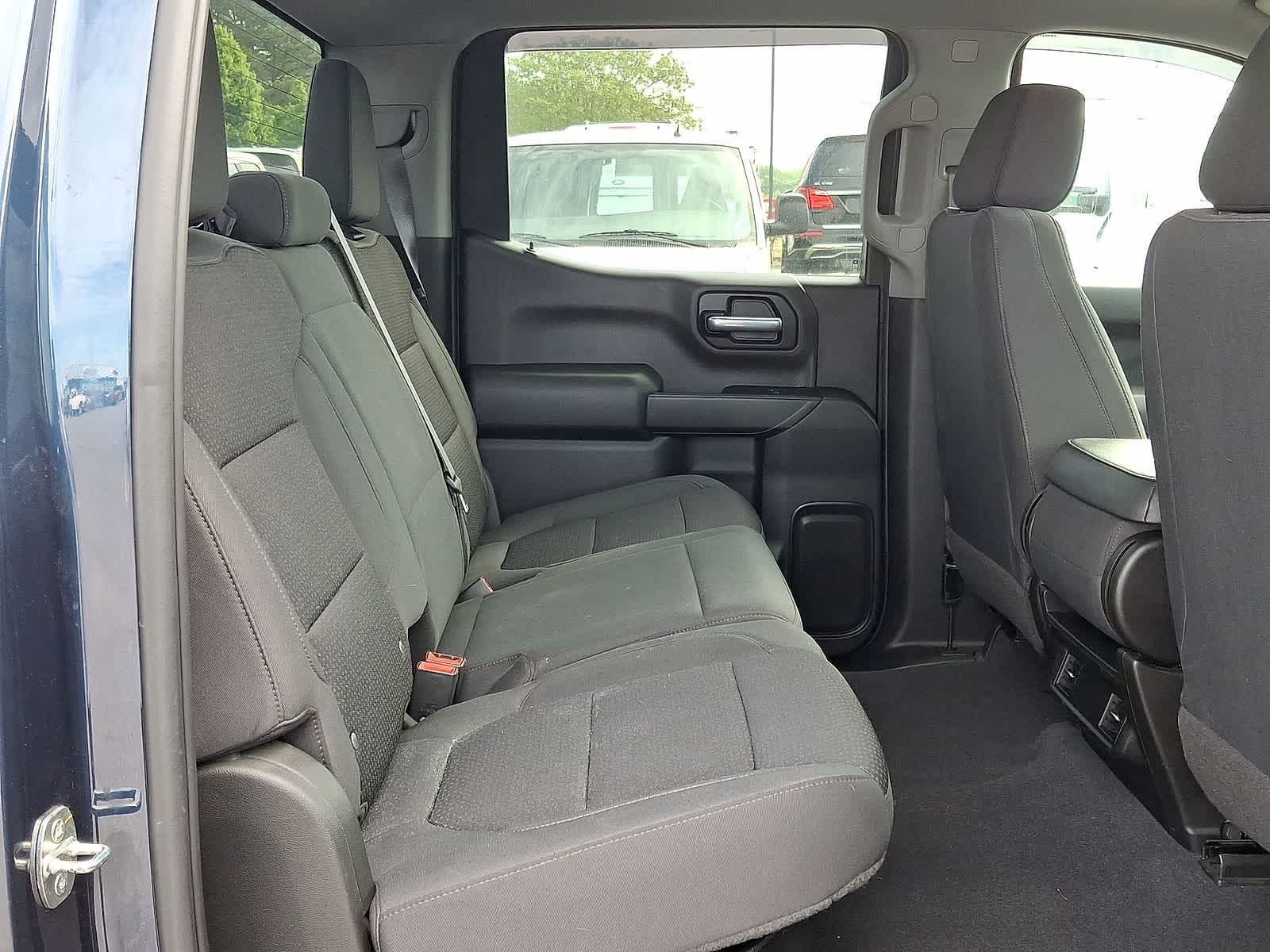 Thumbnail: 2021 Chevrolet Silverado 1500 - 30