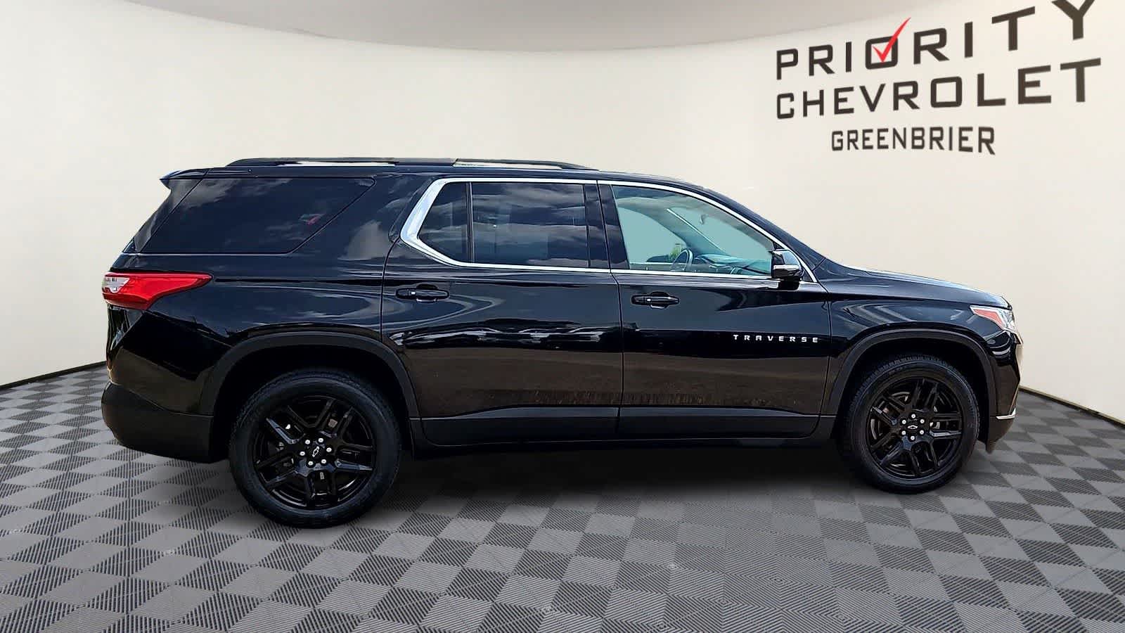 Thumbnail: 2019 Chevrolet Traverse - 9