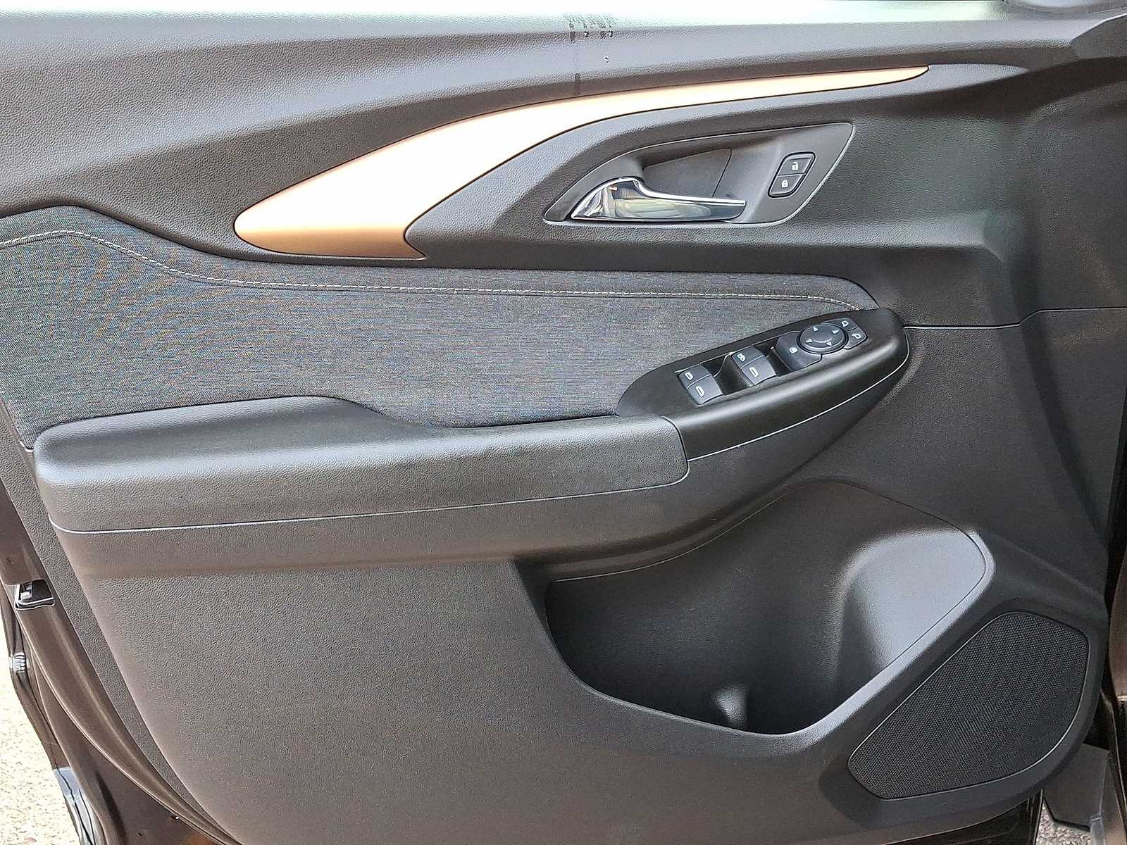 Thumbnail: 2022 Chevrolet TrailBlazer - 26