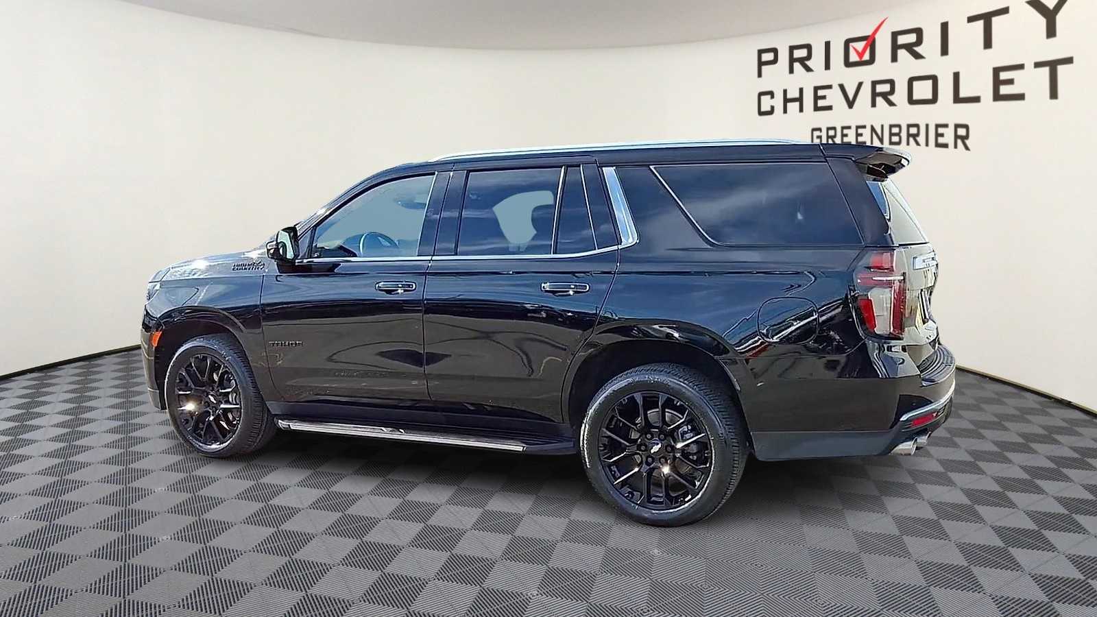 Thumbnail: 2023 Chevrolet Tahoe - 6