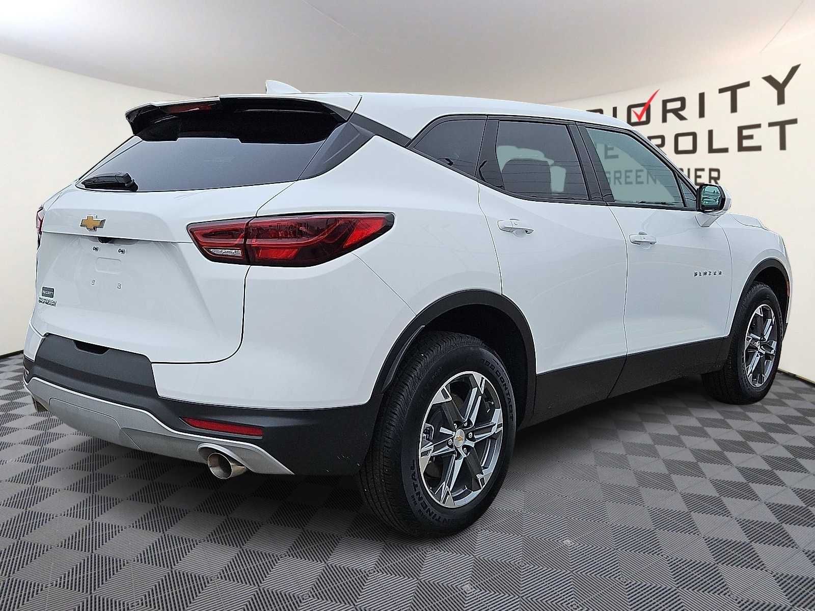 Thumbnail: 2025 Chevrolet Blazer - 4