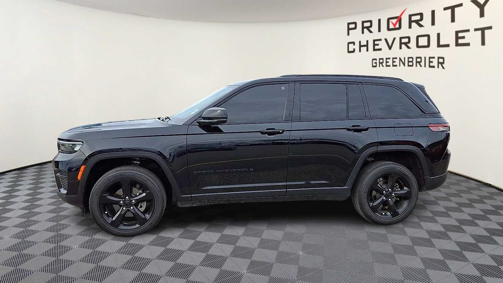 Thumbnail: 2024 Jeep Grand Cherokee - 5