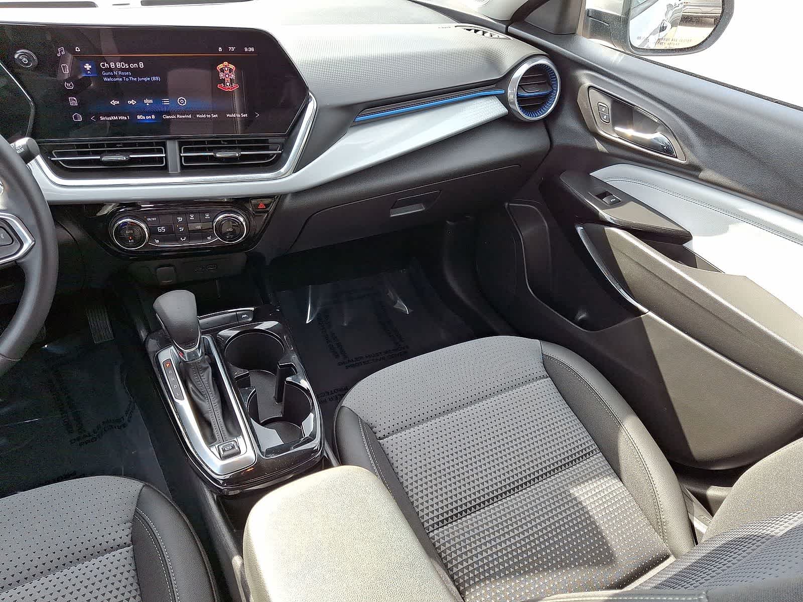 Thumbnail: 2024 Chevrolet Trax - 12