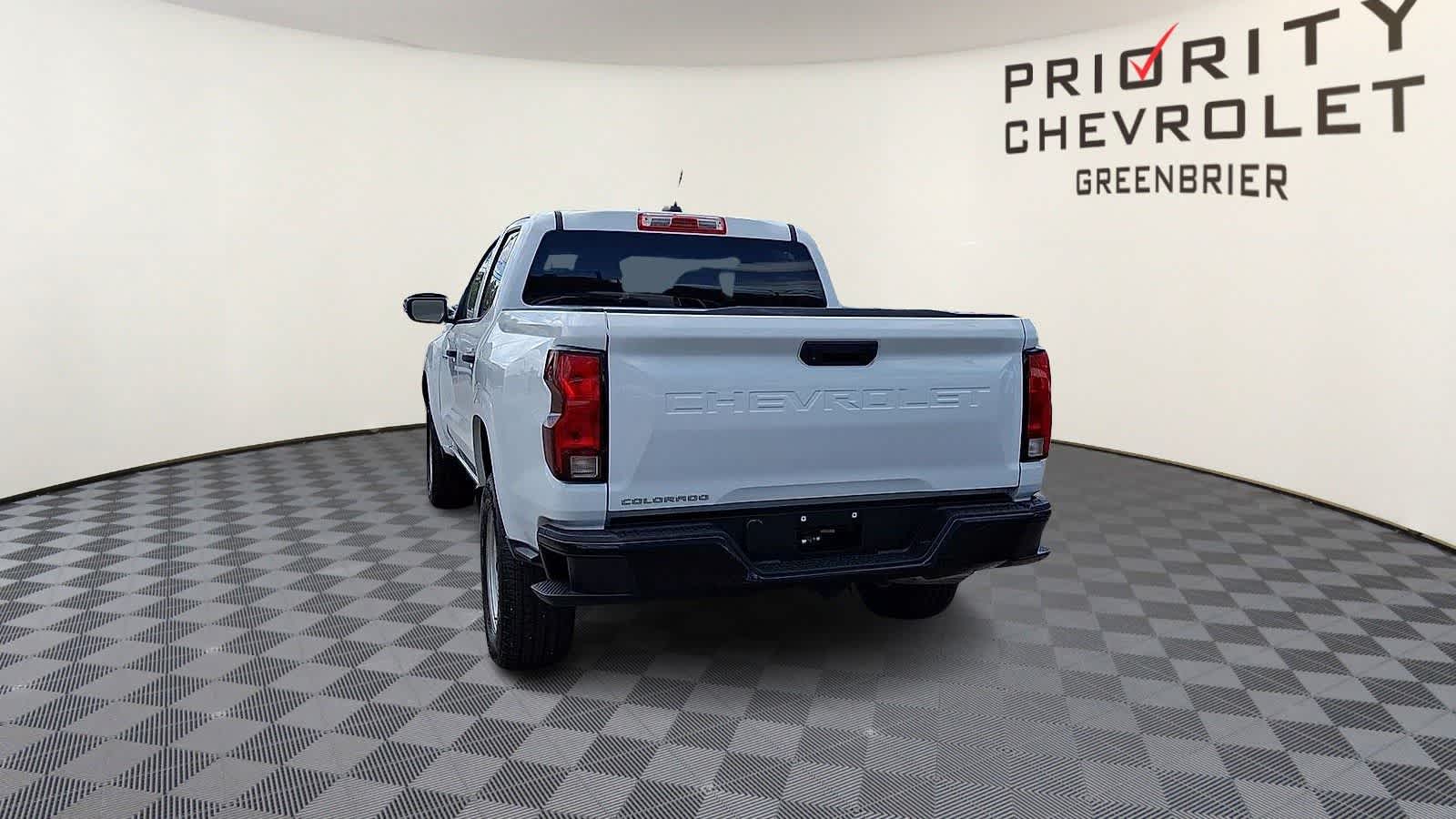 Thumbnail: 2024 Chevrolet Colorado - 7