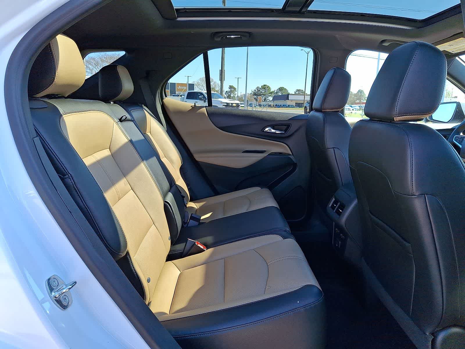 Thumbnail: 2023 Chevrolet Equinox - 34