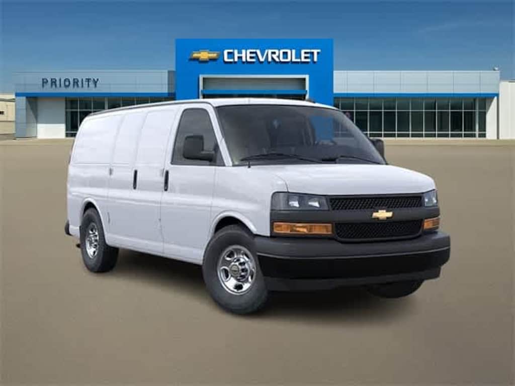New 2025 Chevrolet Express 3500 Work Van Van Cargo