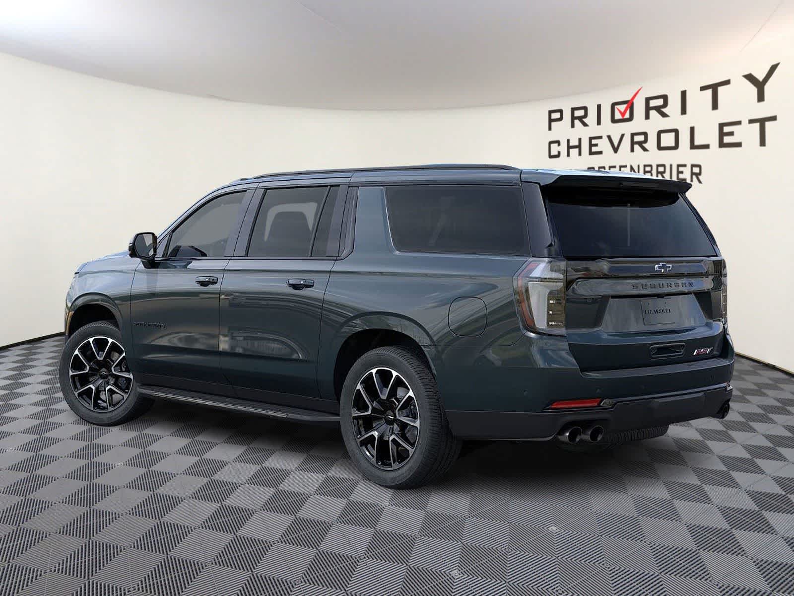 Thumbnail: 2026 Chevrolet Suburban - 3