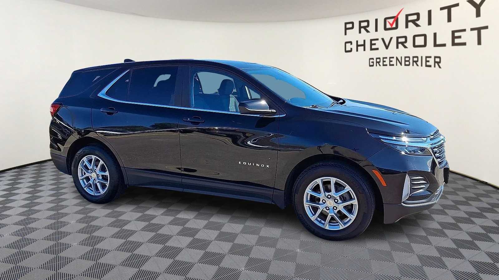 Thumbnail: 2023 Chevrolet Equinox - 2