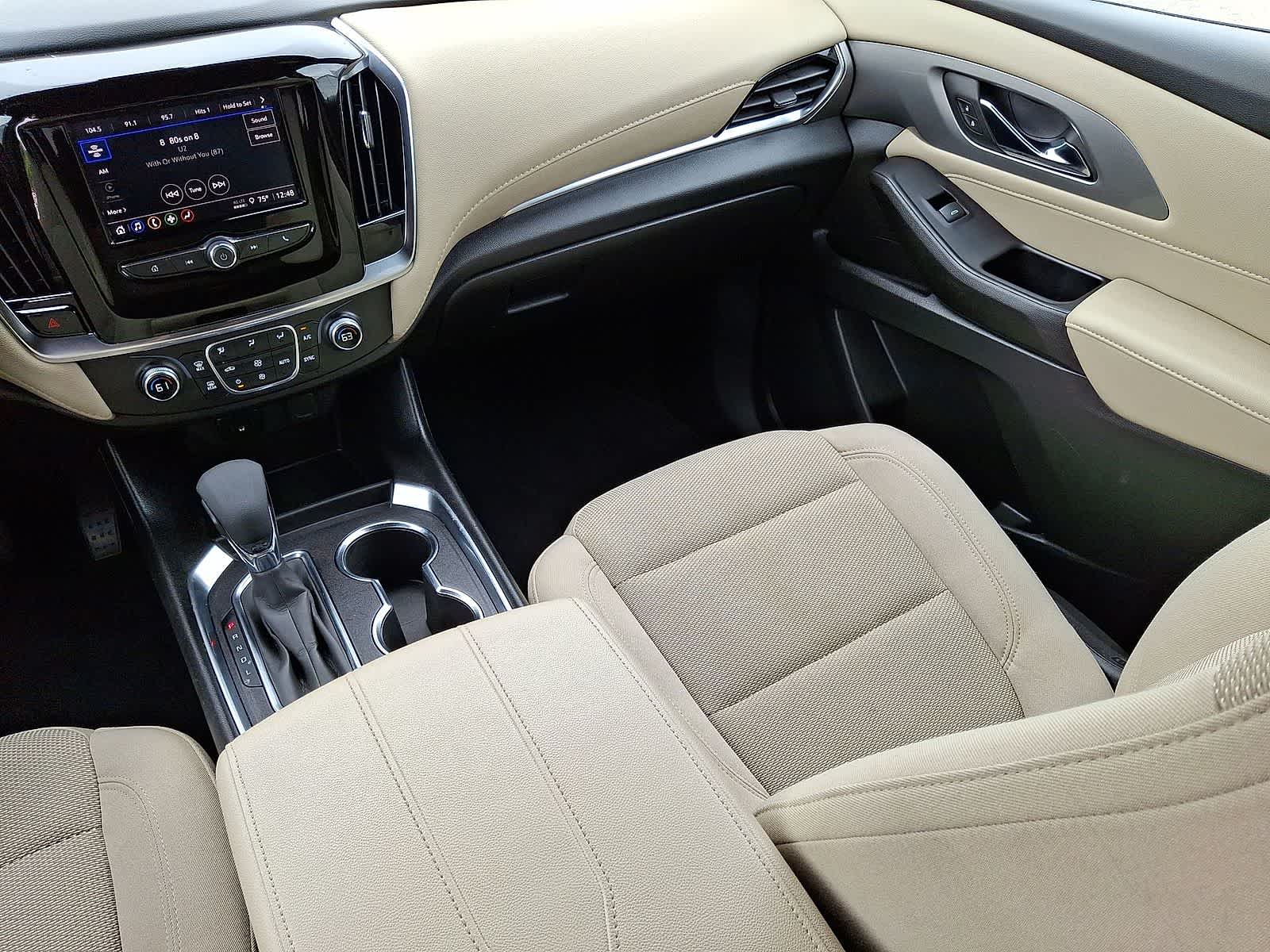 Thumbnail: 2023 Chevrolet Traverse - 12