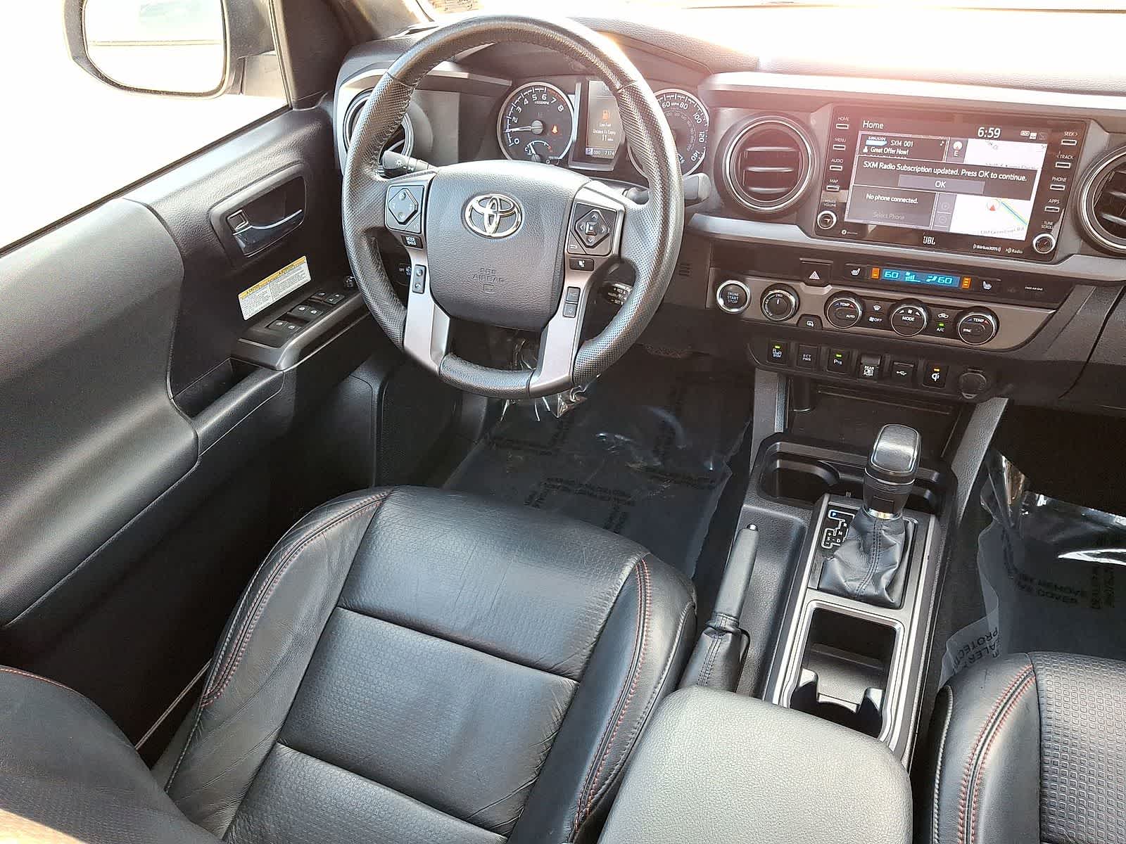 Thumbnail: 2020 Toyota Tacoma - 10