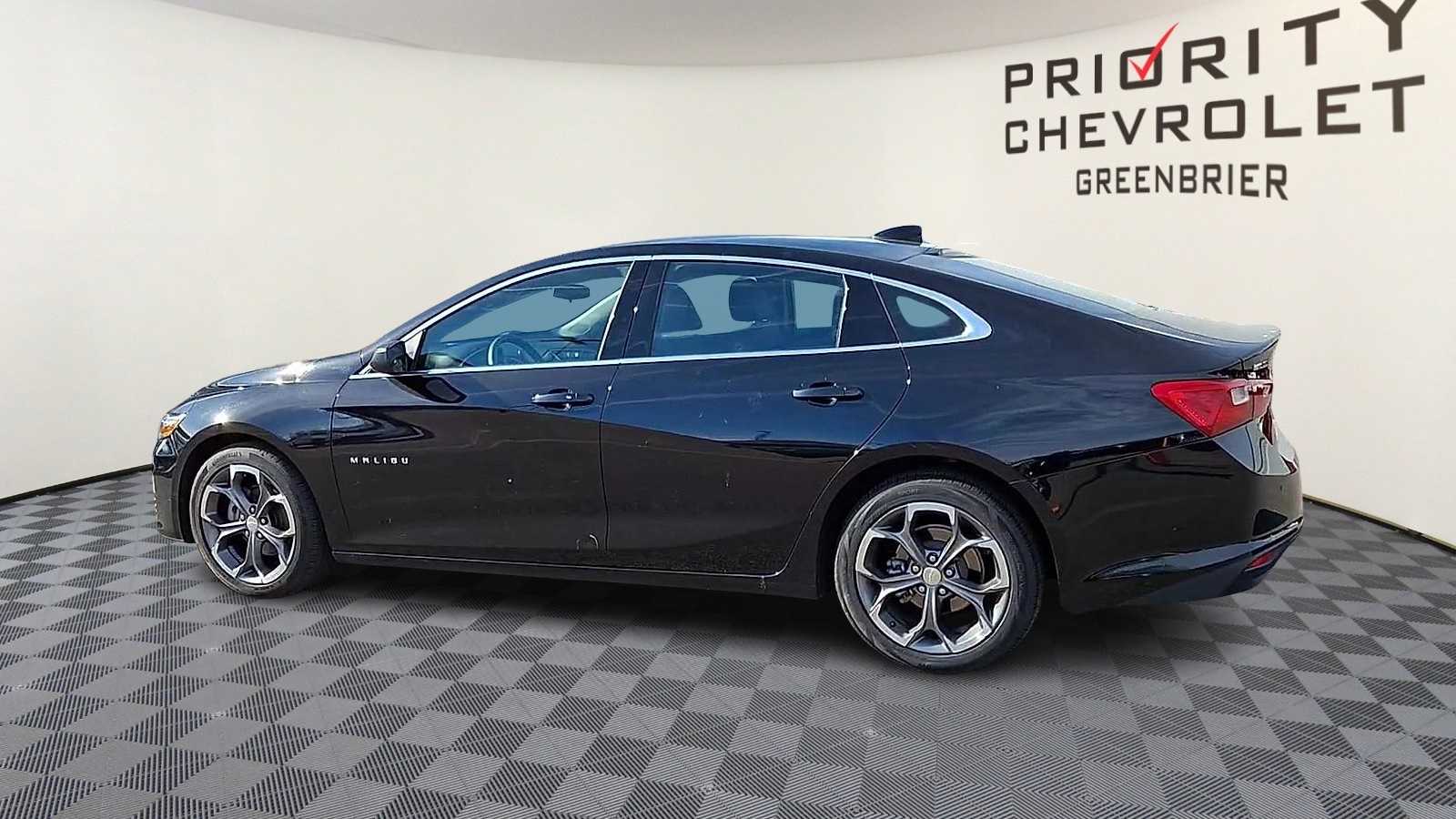 Thumbnail: 2024 Chevrolet Malibu - 6