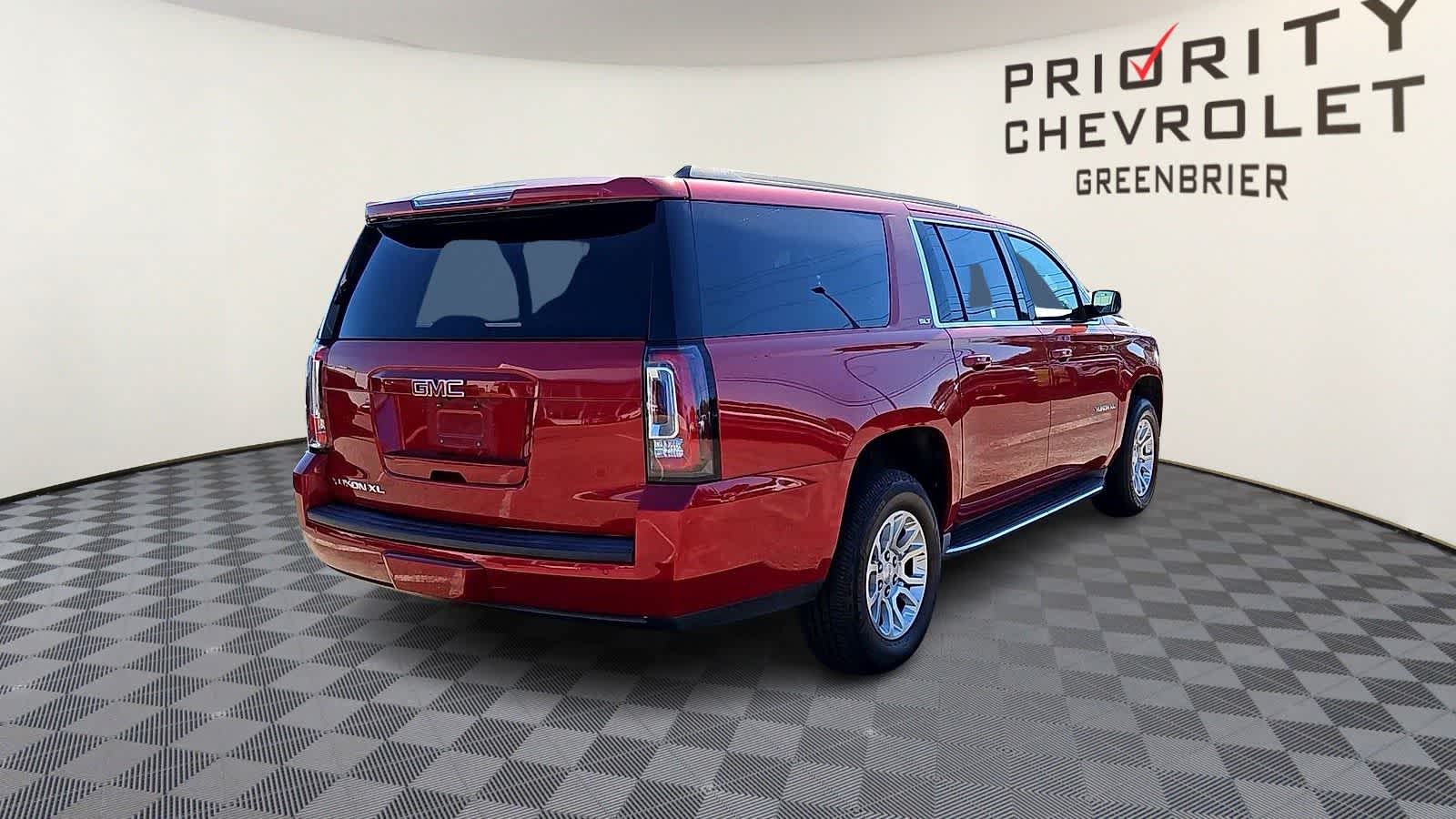 Thumbnail: 2015 GMC Yukon XL - 8