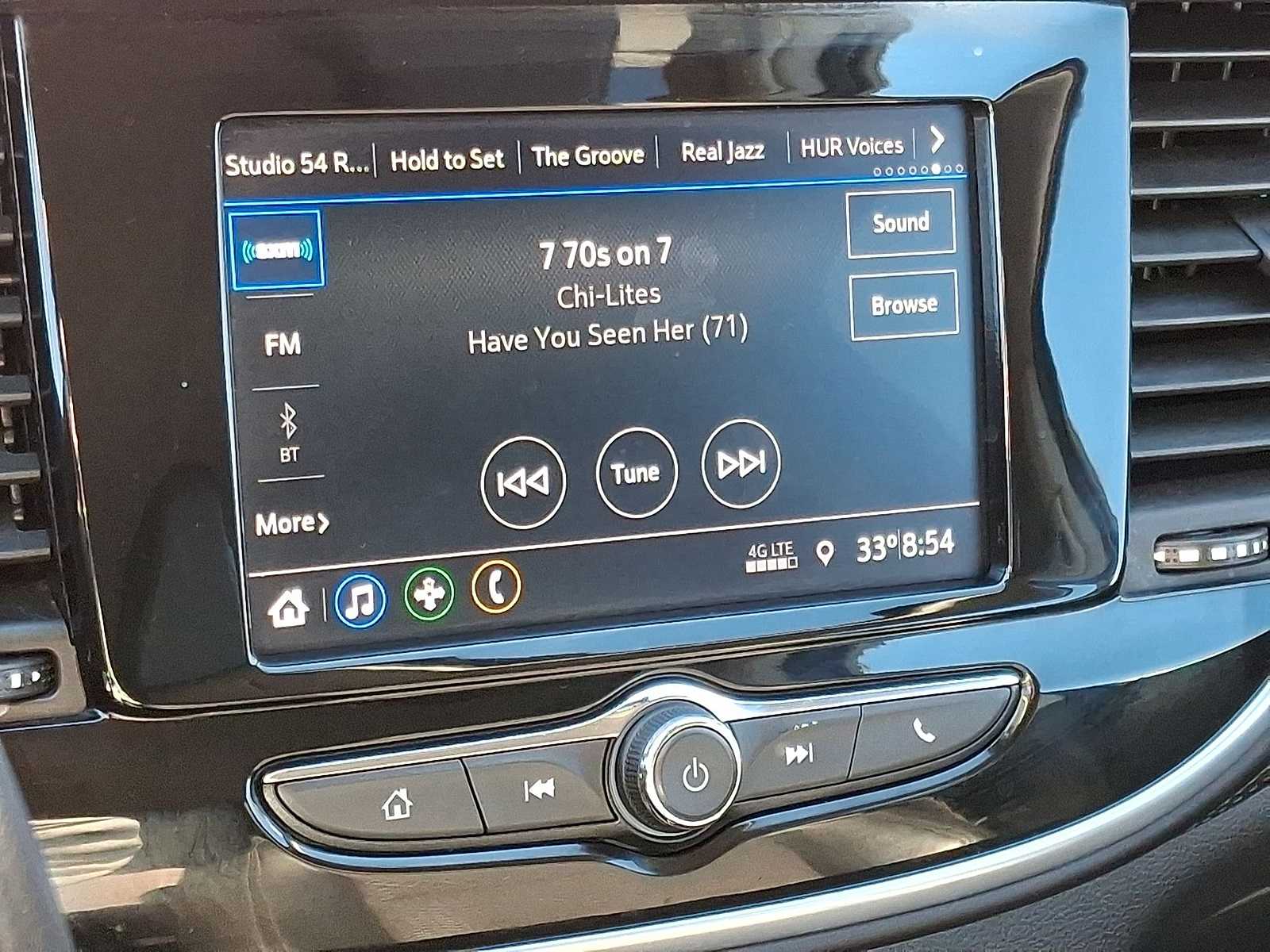 Thumbnail: 2022 Buick Encore - 19