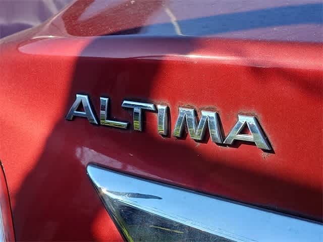 Thumbnail: 2013 Nissan Altima - 8