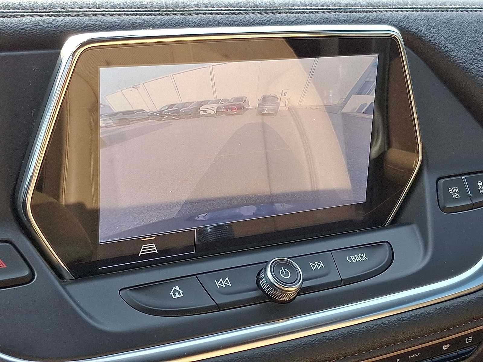 Thumbnail: 2022 Chevrolet Blazer - 21