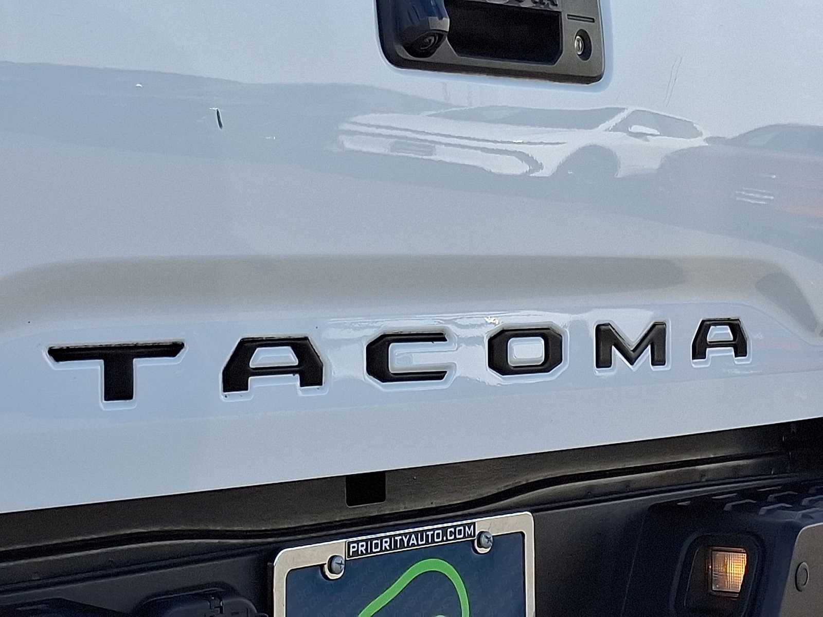 Thumbnail: 2023 Toyota Tacoma - 35