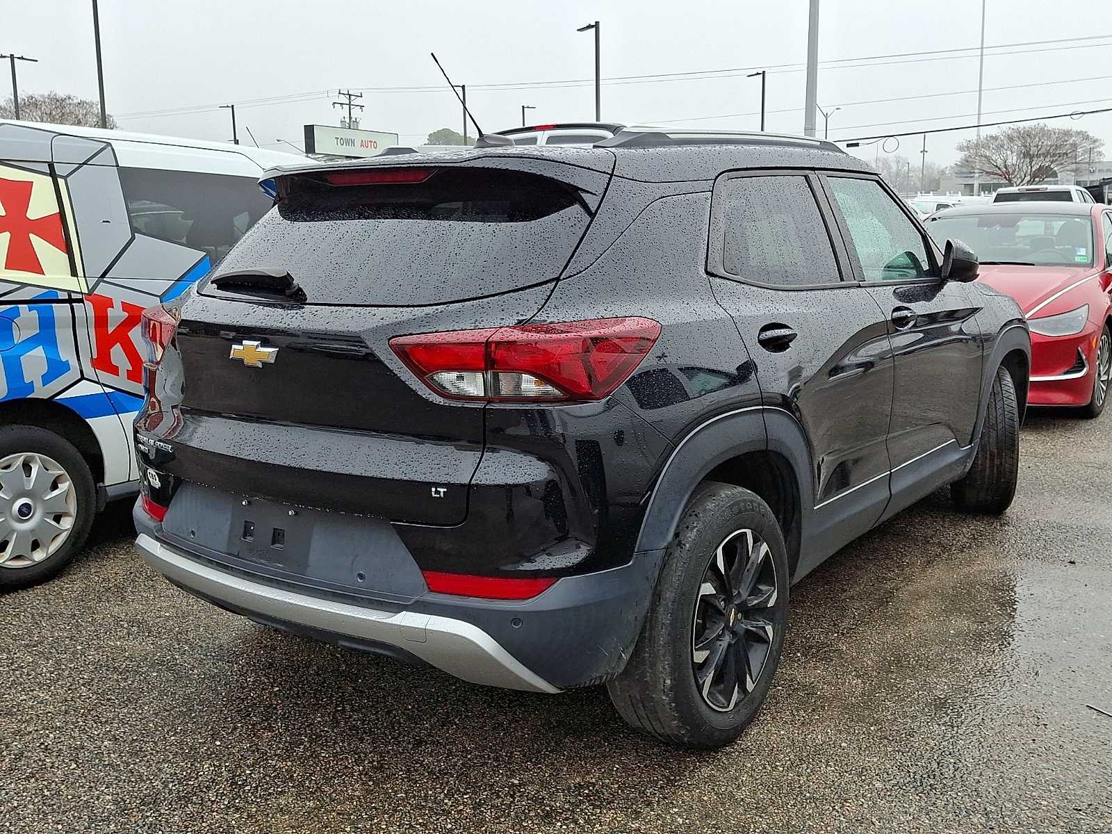 Thumbnail: 2021 Chevrolet TrailBlazer - 3